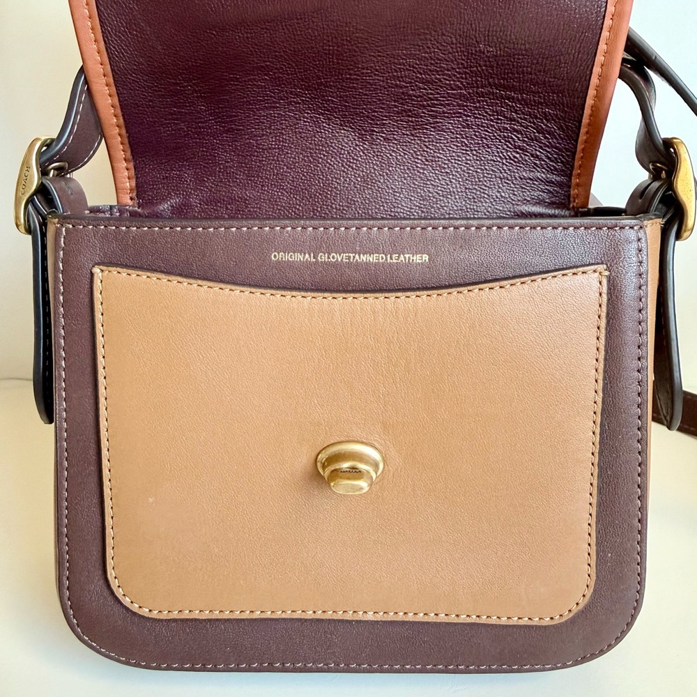 Coach Rambler Crossbody Colorblock Elm Multi Brown Tan Taupe
89126 - Picture 4 of 8